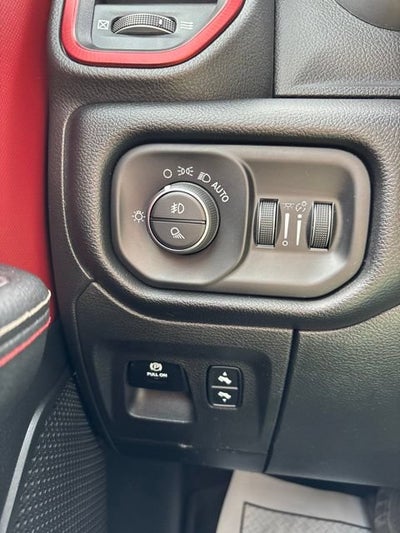 2019 RAM 1500 Rebel Crew Cab 4x4 5'7" Box