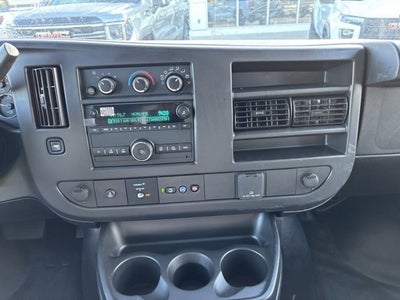 2025 GMC Savana Cutaway 3500 1WT