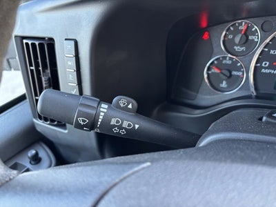 2025 GMC Savana Cutaway 3500 1WT