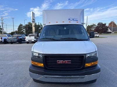 2025 GMC Savana Cutaway 3500 1WT