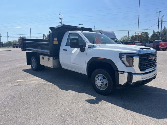 2026 GMC Sierra 3500 HD Chassis Cab Pro
