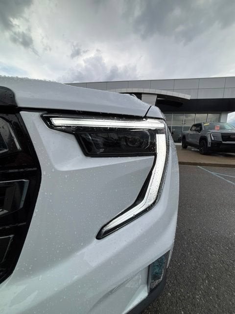 2027 GMC Acadia AT4