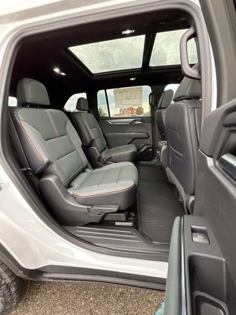 2027 GMC Acadia AT4