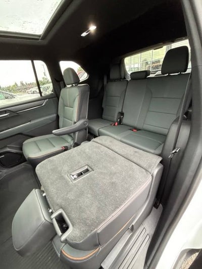 2027 GMC Acadia AT4