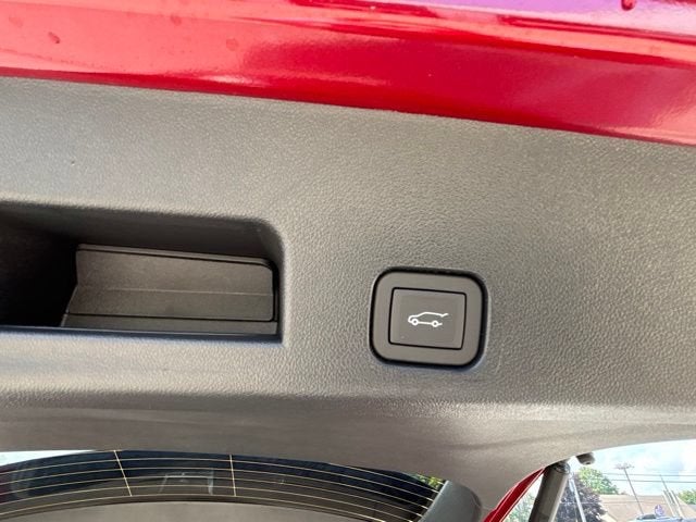2027 GMC Acadia Denali