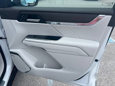 2024 GMC Acadia Denali