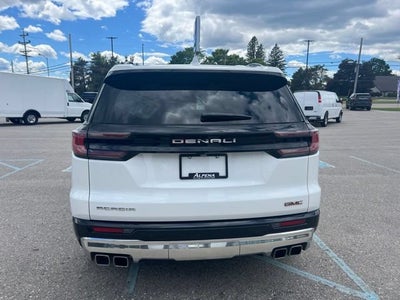 2024 GMC Acadia Denali