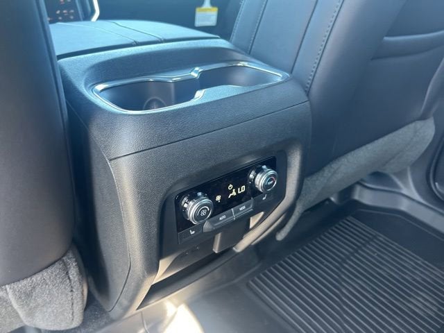 2026 GMC Acadia Elevation - Photo 20