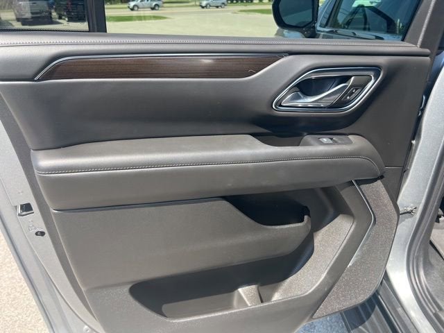 2024 GMC Yukon XL SLE