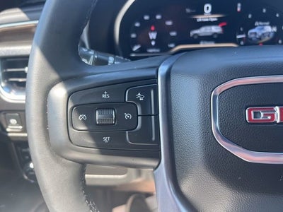 2024 GMC Yukon XL SLE