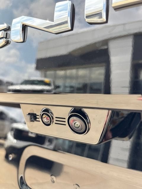 2026 GMC Yukon XL Denali - Photo 11