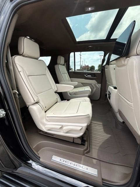 2026 GMC Yukon XL Denali - Photo 21