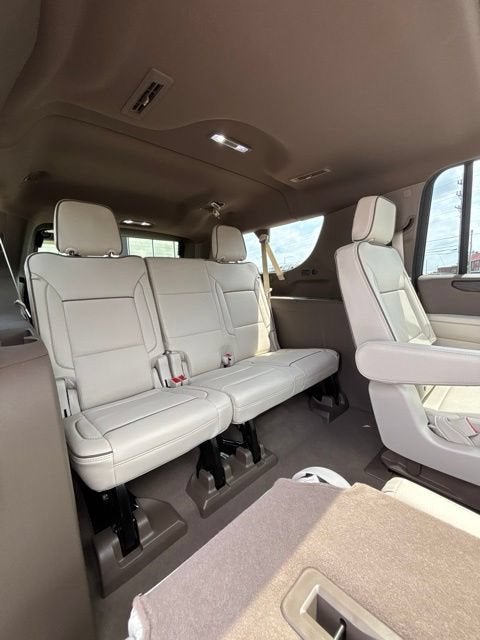 2026 GMC Yukon XL Denali - Photo 24