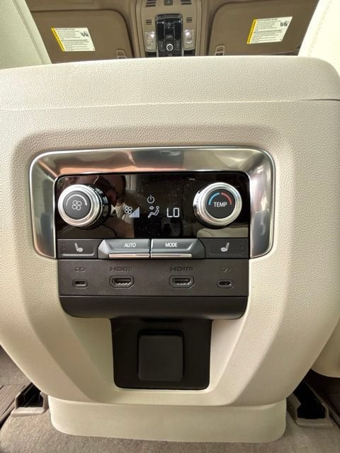 2026 GMC Yukon XL Denali - Photo 33