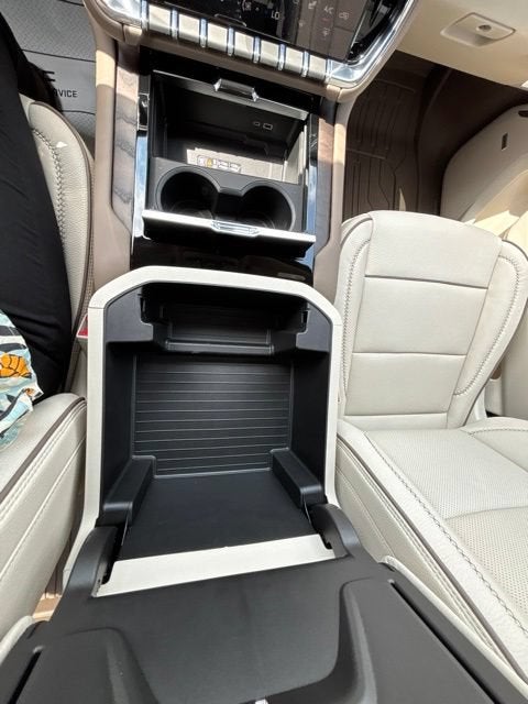 2026 GMC Yukon XL Denali - Photo 48