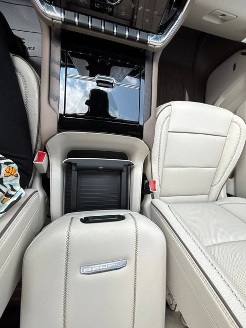 2026 GMC Yukon XL Denali - Photo 49