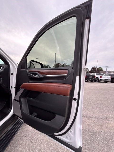 2024 GMC Yukon XL Denali Ultimate