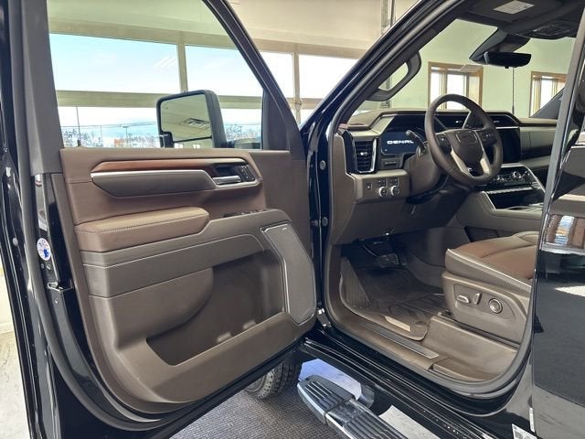 2026 GMC Sierra 3500 HD Denali DRW