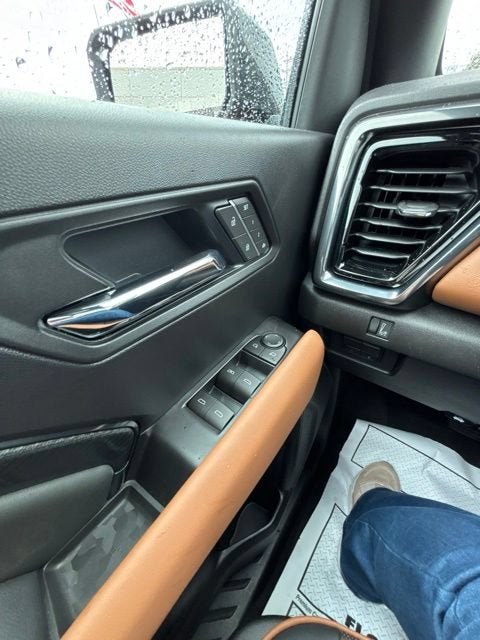 2026 GMC Canyon AT4 - Photo 24