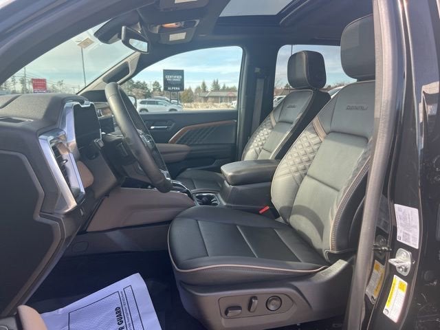 2025 GMC Canyon Denali