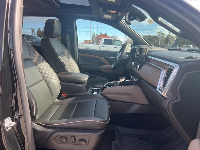 2025 GMC Canyon Denali