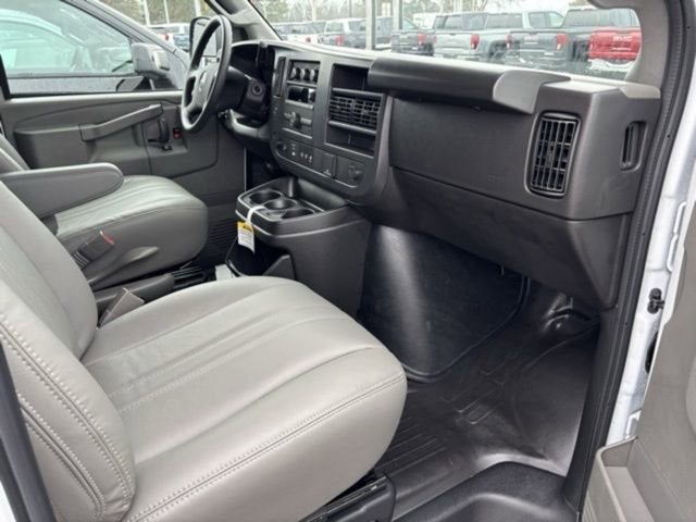 2025 GMC Savana Cargo Work Van