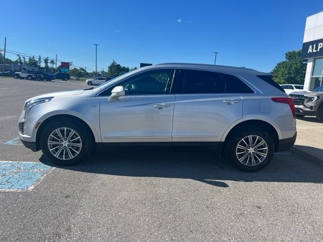 Used 2017 Cadillac XT5 Luxury with VIN 1GYKNDRS7HZ103651 for sale in Alpena, MI