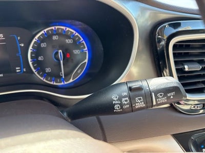 2017 Chrysler Pacifica Touring-L