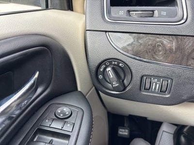 2015 Chrysler Town & Country Touring-L