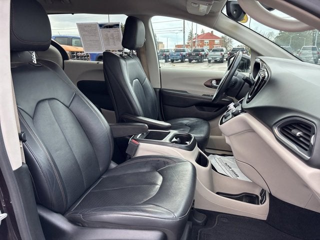 2018 Chrysler Pacifica Touring L Plus