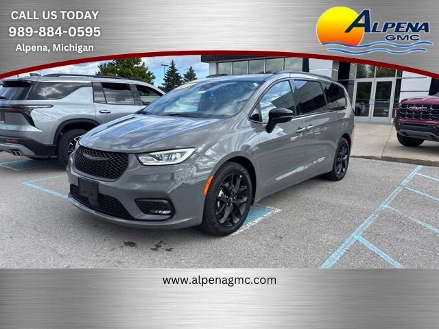 2025 Chrysler Pacifica Limited