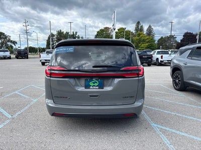 2025 Chrysler Pacifica Limited