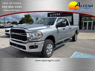 2024 RAM 3500 Big Horn Crew Cab 4x4 8' Box