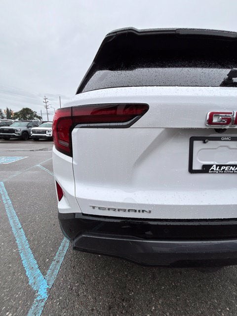2027 GMC Terrain AT4
