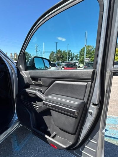 2024 Toyota Tacoma 4WD SR5