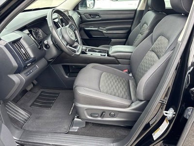 2024 Nissan Pathfinder SV 4WD