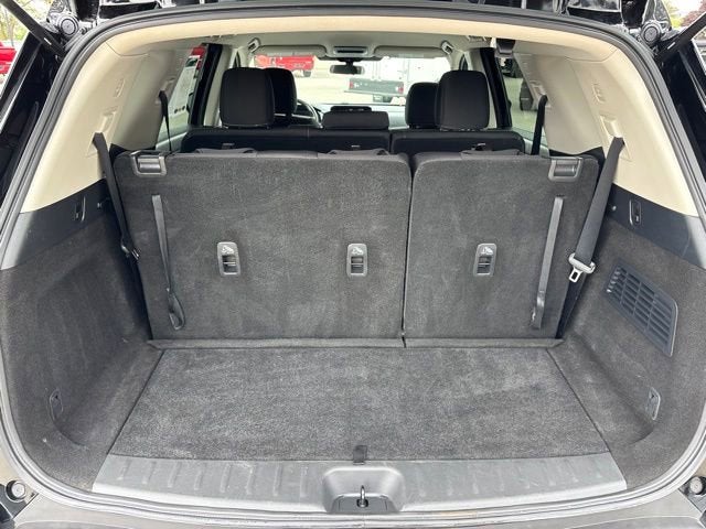 2024 Nissan Pathfinder SV 4WD