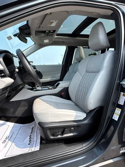 2025 Mitsubishi Outlander SEL
