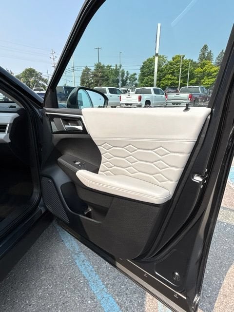 2025 Mitsubishi Outlander SEL
