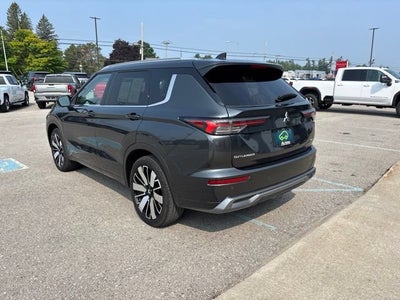 2025 Mitsubishi Outlander SEL