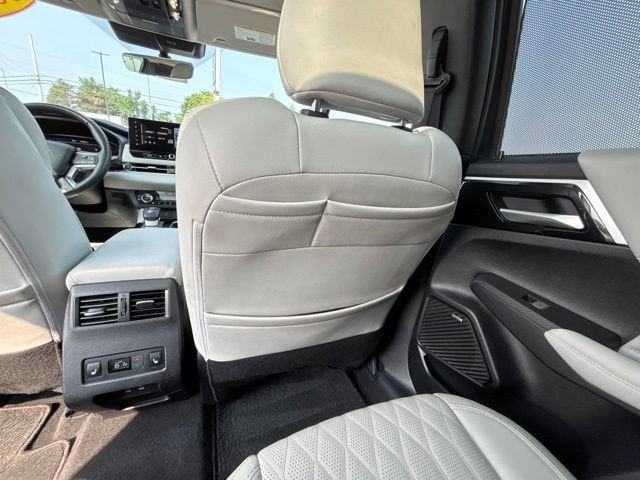2025 Mitsubishi Outlander SEL