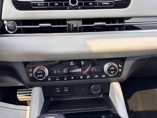 2025 Mitsubishi Outlander SEL