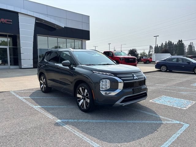 2025 Mitsubishi Outlander SEL