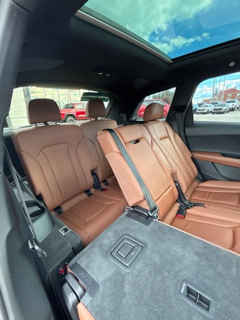 2025 Audi Q7 Premium Plus