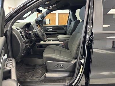 2025 RAM 1500 Big Horn Crew Cab 4x4 5'7" Box