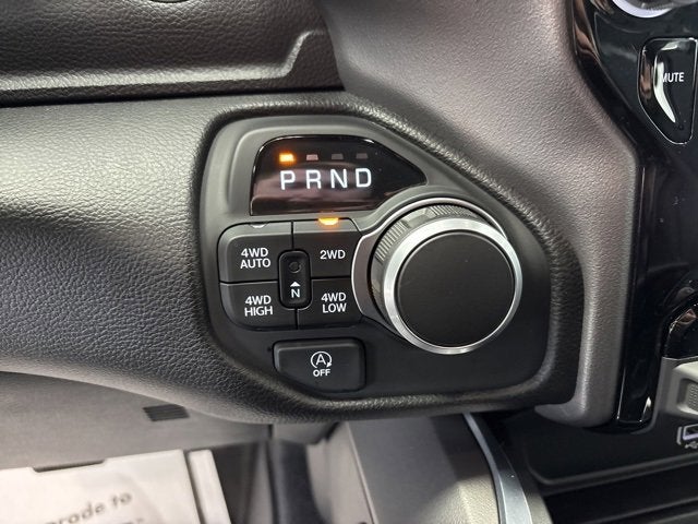 2025 RAM 1500 Big Horn Crew Cab 4x4 5'7" Box