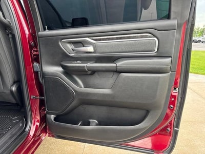 2019 RAM 1500 Big Horn/Lone Star Crew Cab 4x4 5'7" Box