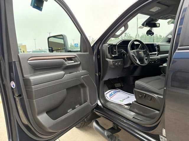 2024 Chevrolet Silverado 3500 HD LT