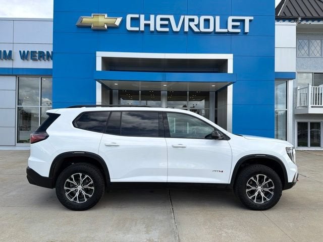 2024 GMC Acadia AT4