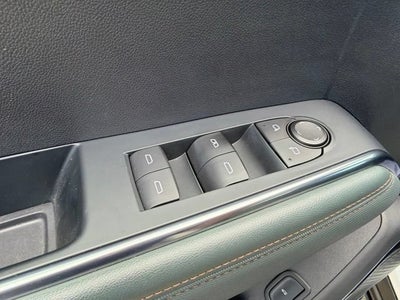 2024 GMC Acadia AT4